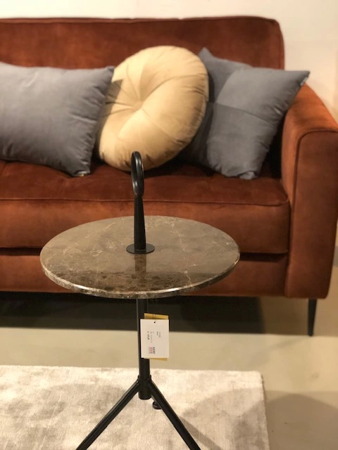 Harmaa Vakosamettityyny Kultaisella Vetoketjulla, 40×60 - Image 3