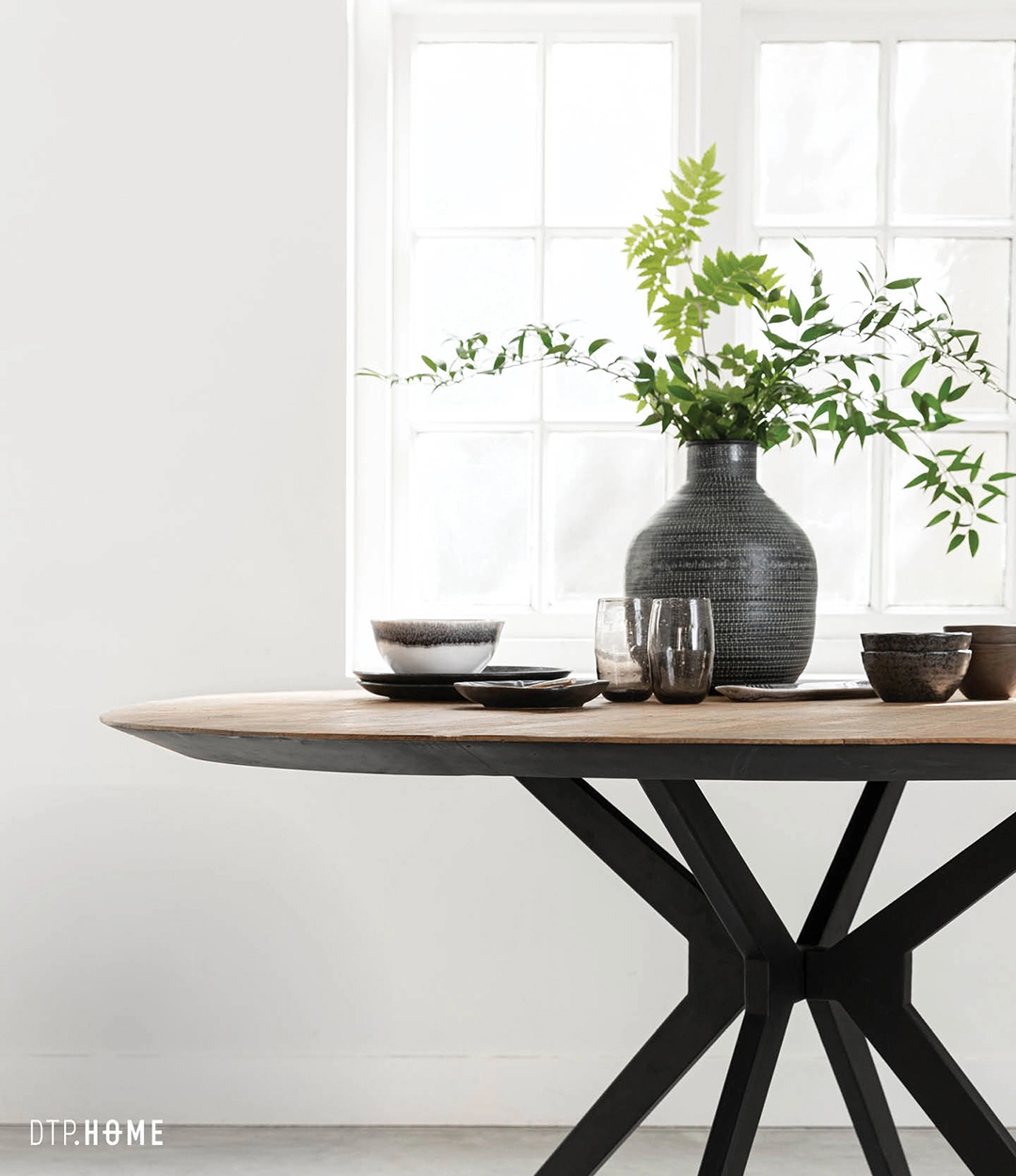 Metropole Pyöreä Ruokapöytä 130 - Image 6