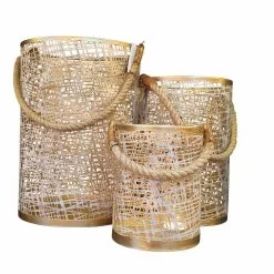 Kultaiset Lyhdyt Nyörikoristeella